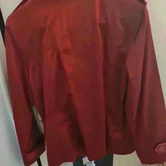 Red trench coat rain repellent - Picture 2 of 6